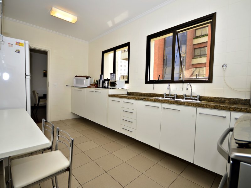 Apartamento à venda Vila Andrade com 213m² e 4 quartos por R$ 870.000 - 225062613-18.jpg