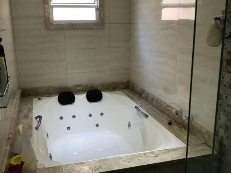 Casa à venda Imirim com 152m² e 3 quartos por R$ 595.000 - 1685792184-c466168f-1b11-4097-b8ce-722858897775.jpg
