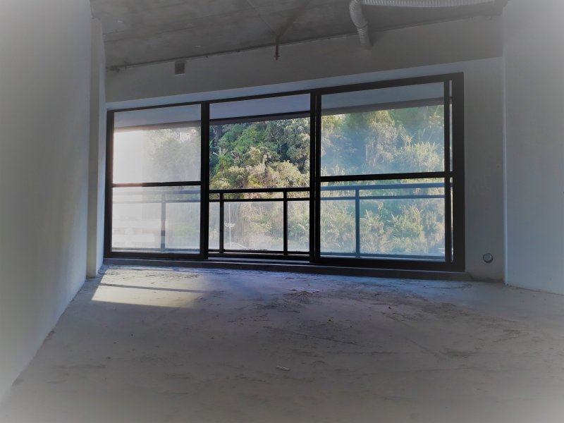 Comercial à venda Valongo com 111m² e 1 quarto por R$ 330.000 - 1946601060-foto-valongo-sala-501-5.jpg