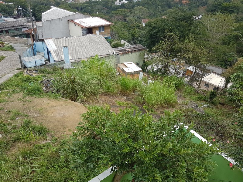 Terreno à venda Itacorubi com 440m² e 1 quarto por R$ 100.000 - 517047432-20200706-111544.jpg