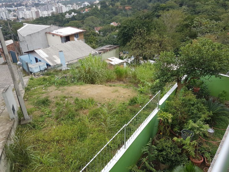 Terreno à venda Itacorubi com 440m² e 1 quarto por R$ 100.000 - 664017948-de9ca6a6-ca67-4b3b-90ef-4659061e3338.jpg