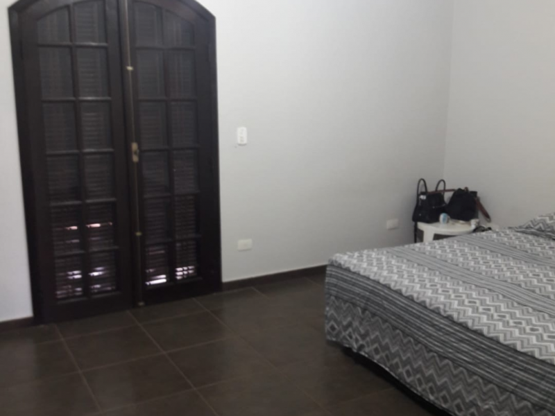 Sítio à venda Éden com 73m² e 6 quartos por R$ 2.700.000 - 651373859-download-2.png