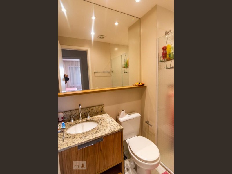 Apartamento à venda Brás com 63m² e 2 quartos por R$ 470.000 - 219733471-banheiro-social01.jpg