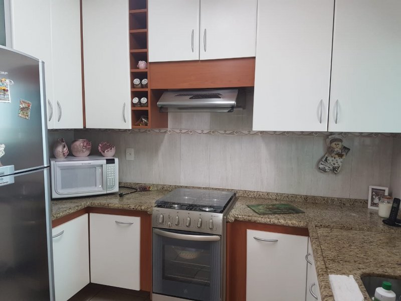 Apartamento à venda Vila Nova Savoia com 200m² e 3 quartos por R$ 800.000 - 943547509-cozinha-02.jpg