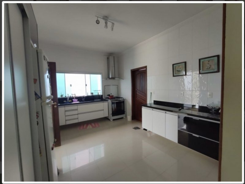 Casa de condomínio à venda Contagem com 160m² e 3 quartos por R$ 520.000 - 1870345508-9cea0593-2fc4-4118-8d0a-c7ddc36f3ede.jpeg