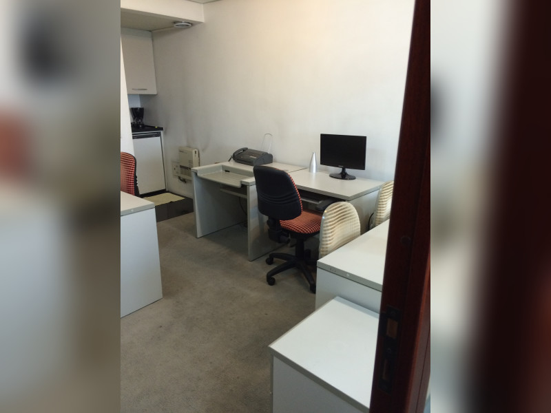 Comercial para alugar Indianópolis com 30m² e 1 quarto por R$ 1.500 - be79db69-40e4-480f-a886-0c4c5cb2da69.jpeg