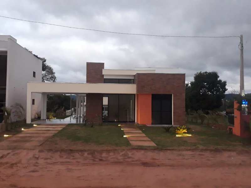 imóvel com 200m² - Condomínio Ninho Verde - Quadra
