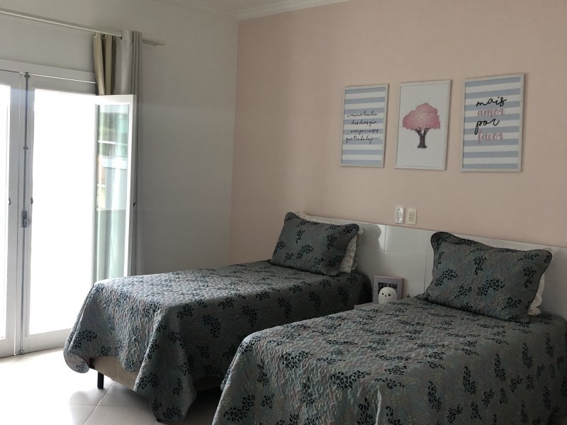 Casa de condomínio à venda jardim acapulco com 400m² e 5 quartos por R$ 2.500.000 - 986807523-579bdb6b-a1e2-429d-888a-8b70a647a77b.jpeg