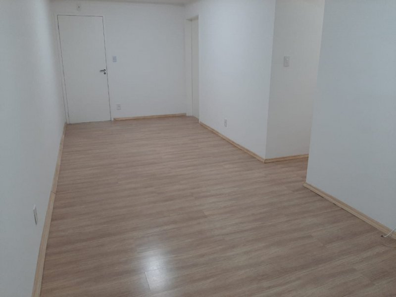 Apartamento à venda Jardim Utinga com 63m² e 3 quartos por R$ 240.000 - 1110358015-68483e8e-2407-4022-af42-44b76d2cd838.jpeg