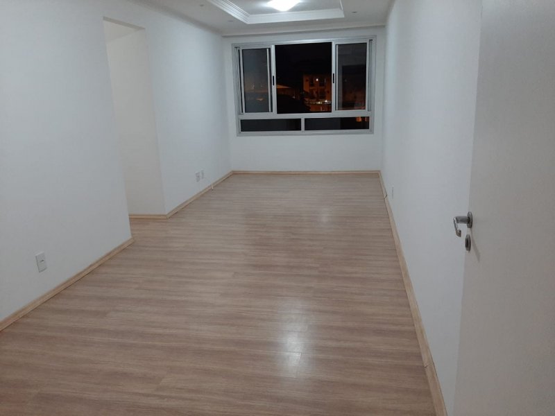 Apartamento à venda Jardim Utinga com 63m² e 3 quartos por R$ 240.000 - 437235339-12421385-3ba9-40a2-8533-697a6c947bf8.jpeg