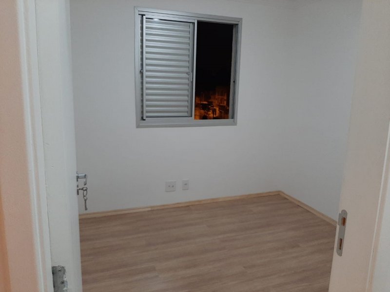 Apartamento à venda Jardim Utinga com 63m² e 3 quartos por R$ 240.000 - 798025074-2a429746-50ca-4355-b18f-4f0c06bb1ce6.jpeg