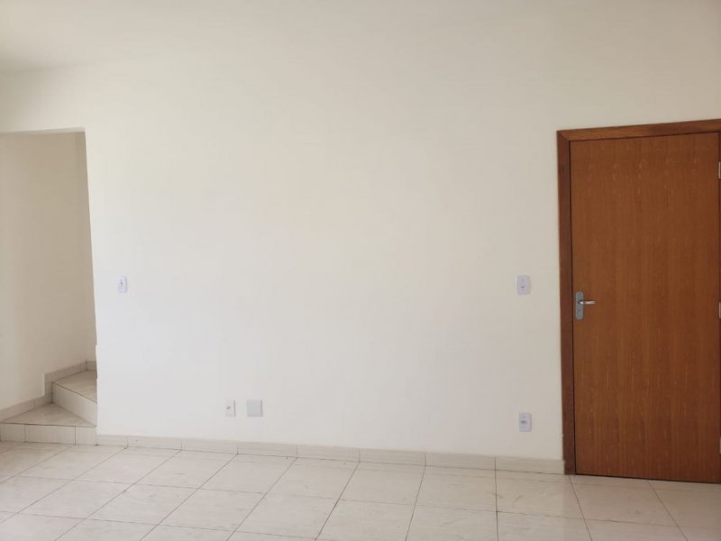 Apartamento à venda Chacreamento dos Tropeiros com 75m² e 2 quartos por R$ 130.000 - 1201483019-sala-1.JPG