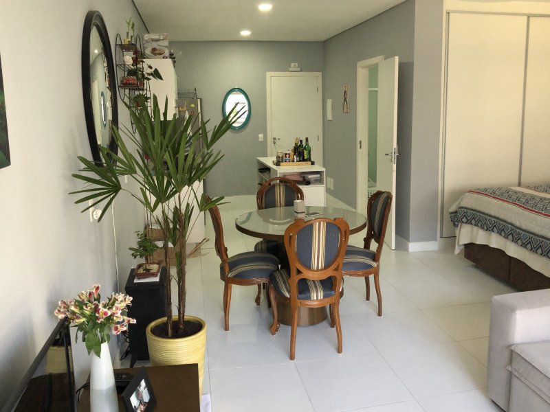 Loft à venda Granja Vianna com 58m² e 1 quarto por R$ 450.000 - 952968652-6eb3f658-c7a9-44fb-b3bb-472210bd7c0a.jpeg