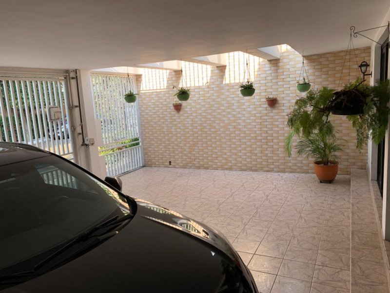 Casa à venda Moema com 200m² e 3 quartos por R$ 1.800.000 - 1751616306-444.jpeg
