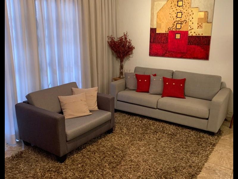 Casa à venda Moema com 200m² e 3 quartos por R$ 1.800.000 - 1824199284-01.jpeg