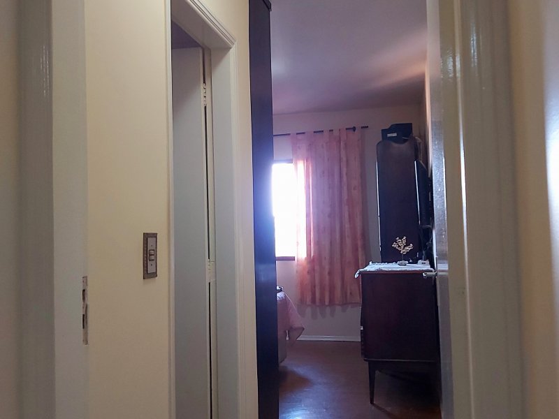 Apartamento à venda Vila Irmãos Arnoni com 120m² e 3 quartos por R$ 490.000 - 1318715516-suite-corredor.jpg