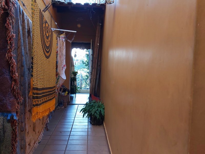 Apartamento à venda Vila Irmãos Arnoni com 120m² e 3 quartos por R$ 490.000 - 286571898-corredor-lateral-varais.jpg
