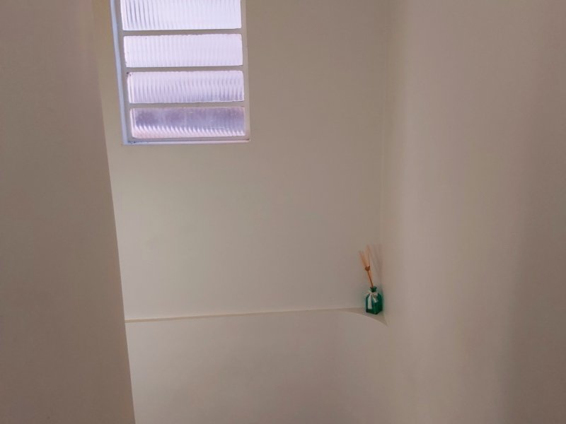 Apartamento à venda Vila Irmãos Arnoni com 120m² e 3 quartos por R$ 490.000 - 591385985-descida-da-escada-interna.jpg