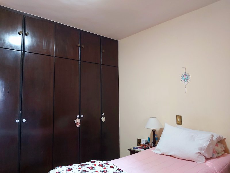Apartamento à venda Vila Irmãos Arnoni com 120m² e 3 quartos por R$ 490.000 - 639832490-suite-e-armario-embutido.jpg