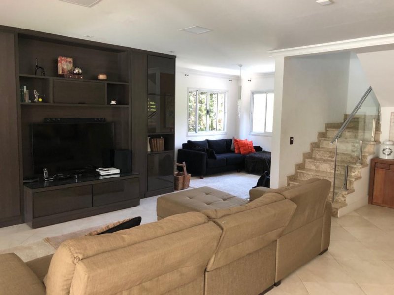 Casa à venda Pitas com 350m² e 4 quartos por R$ 1.400.000 - 1318213217-aaf5f2af-c402-4040-8aa0-4a38e844a5fe.jpeg