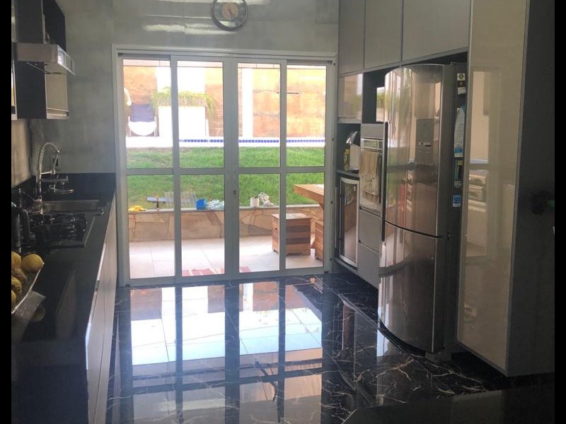 Casa à venda Pitas com 350m² e 4 quartos por R$ 1.400.000 - 2098303181-2edac939-1bf2-437e-af19-66897086ddeb.jpeg