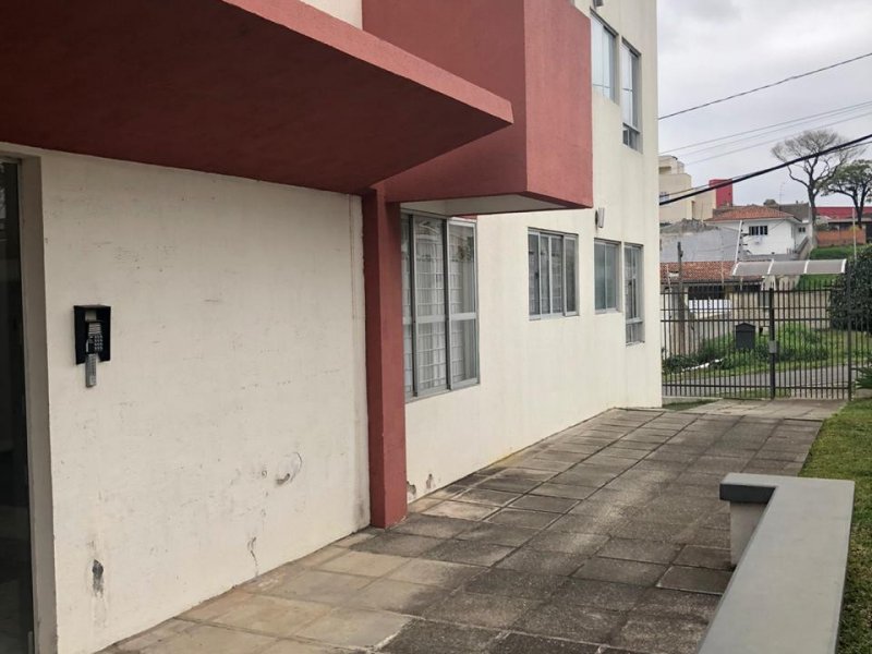 Apartamento à venda Parolin com 55m² e 2 quartos por R$ 240.000 - 1117918899-5616a664-f7a7-4c4f-9b44-728c1e4bf731.jpeg