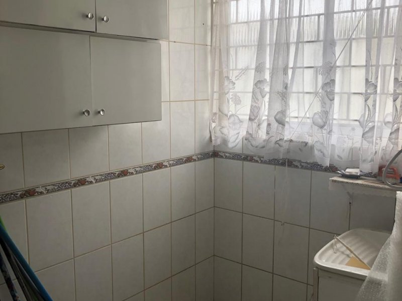 Apartamento à venda Parolin com 55m² e 2 quartos por R$ 240.000 - 267899631-f16358f8-4451-4ebe-98cc-539d12a08ea2.jpeg