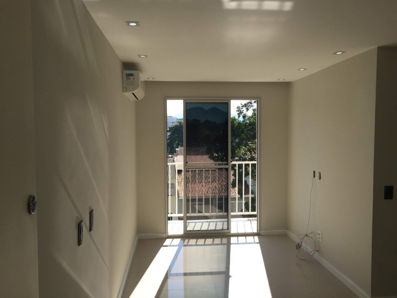 Apartamento à venda Taquara com 52m² e 2 quartos por R$ 235.000 - 1291157888-20170709-130625166-ios.jpg