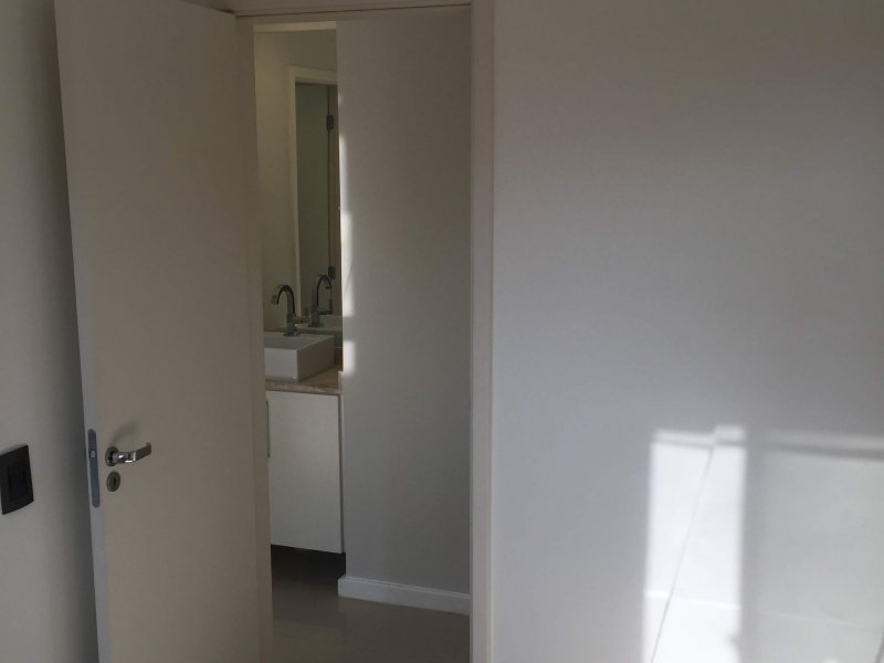 Apartamento à venda Taquara com 52m² e 2 quartos por R$ 235.000 - 236161318-20170709-131003821-ios.jpg