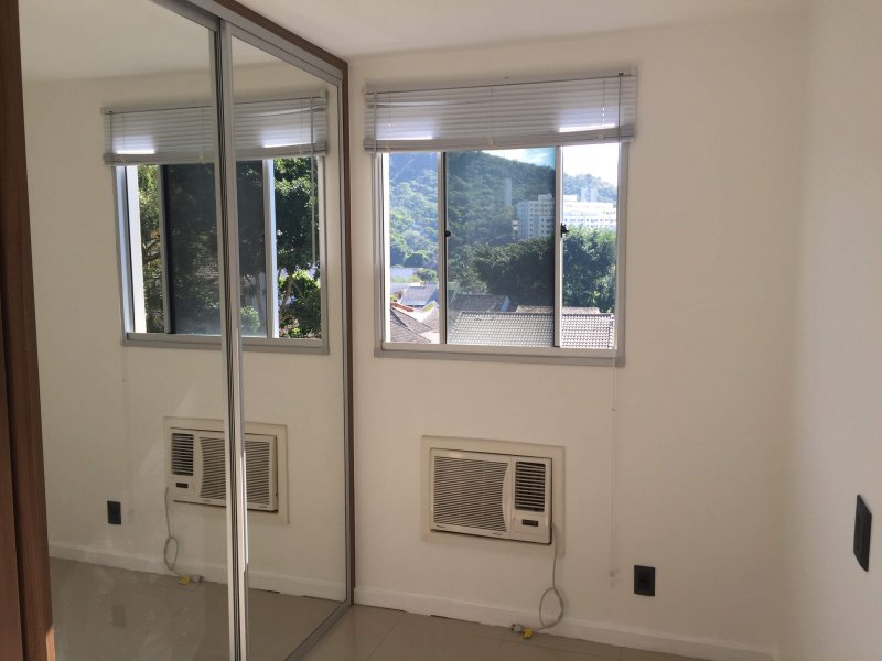 Apartamento à venda Taquara com 52m² e 2 quartos por R$ 235.000 - 559008483-20170709-130912426-ios.jpg
