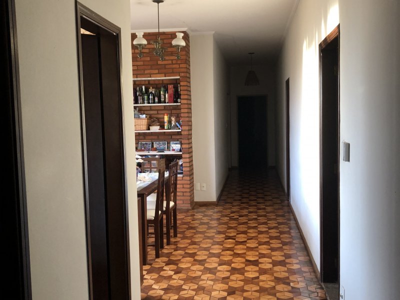 Casa à venda Jardim Chapadão com 583m² e 4 quartos por R$ 1.480.000 - 1025231193-51d03aa1-5745-4656-8cec-20c88e47b83b.jpeg