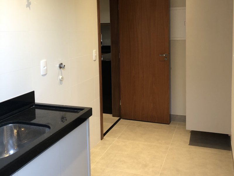 Casa de condomínio à venda Loteamento Residencial Golden Park com 222m² e 3 quartos por R$ 900.000 - 800622806-6c2e91d0-b1ff-43f5-88c4-9f4406373b98.jpeg