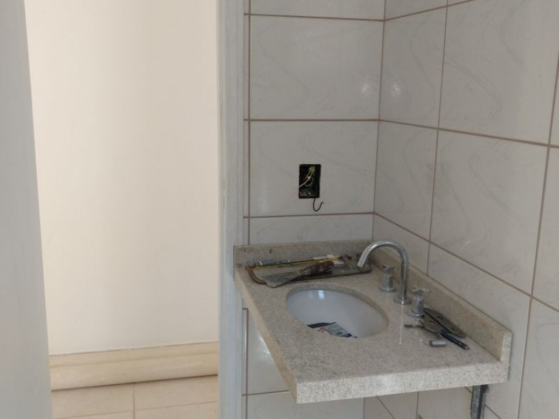 Casa à venda Aguassai com 60m² e 2 quartos por R$ 190.000 - 1007930953-img-20180421-wa0007.jpg