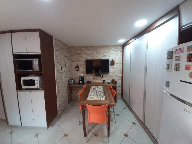 Casa à venda Jardim da Glória com 160m² e 5 quartos por R$ 950.000 - cozinha-2.jpg