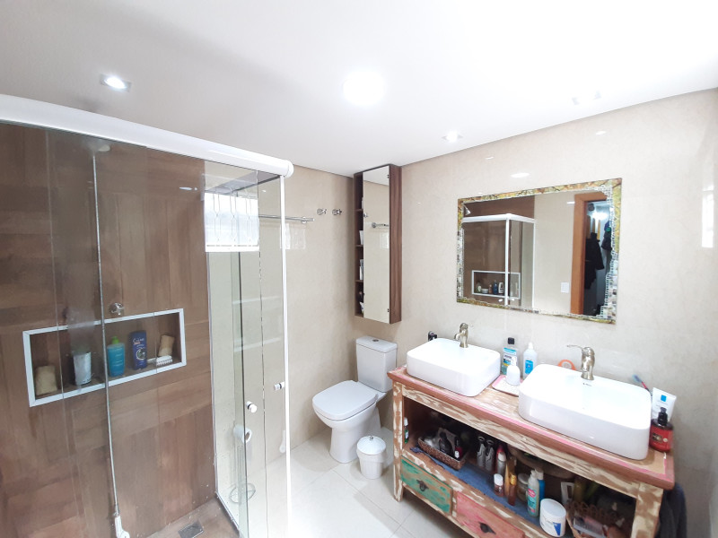 Casa à venda Jardim da Glória com 160m² e 5 quartos por R$ 950.000 - suite-casal-3.jpg