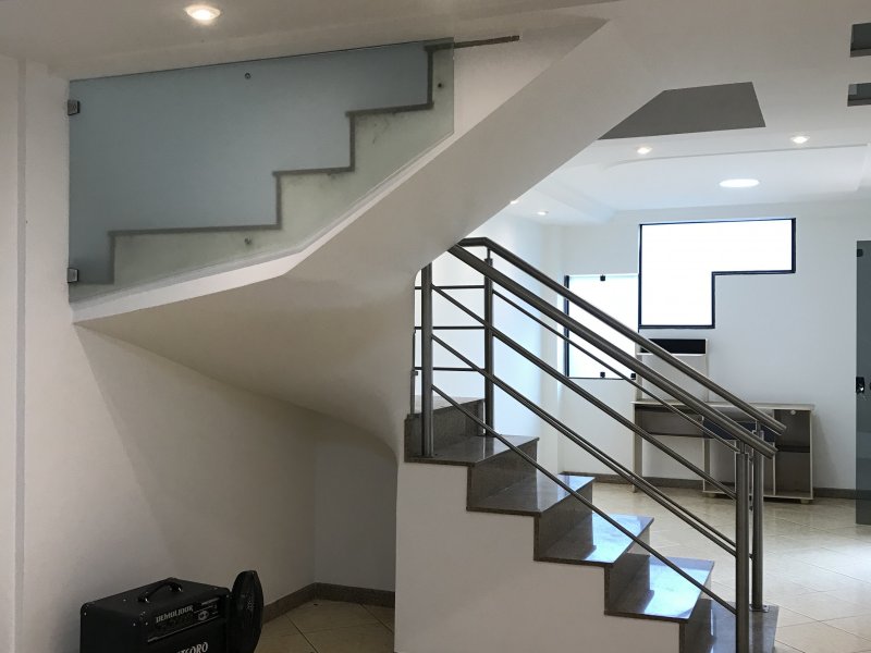 Casa à venda Centro com 250m² e 12 quartos por R$ 780.000 - 1788866703-11984c22-96a0-4927-8043-fd80aa0039f1.jpeg