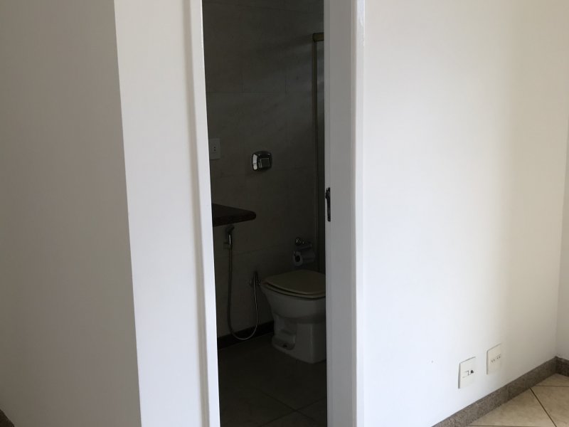 Casa à venda Centro com 250m² e 12 quartos por R$ 780.000 - 941641397-485485bf-2dea-4be6-b486-fce9d4b8d0c7.jpeg