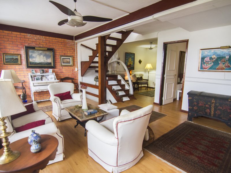 Casa à venda Braga com 262m² e 3 quartos por R$ 990.000 - 1211930308-casaavenda.jpg