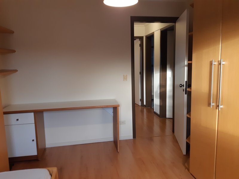 imóvel com 222m² - Hugo Lange - Curitiba