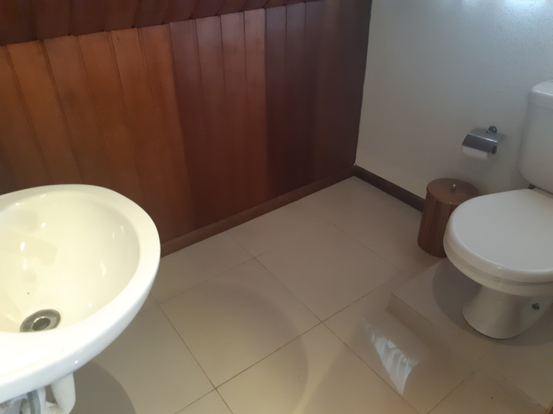 imóvel com 222m² - Hugo Lange - Curitiba