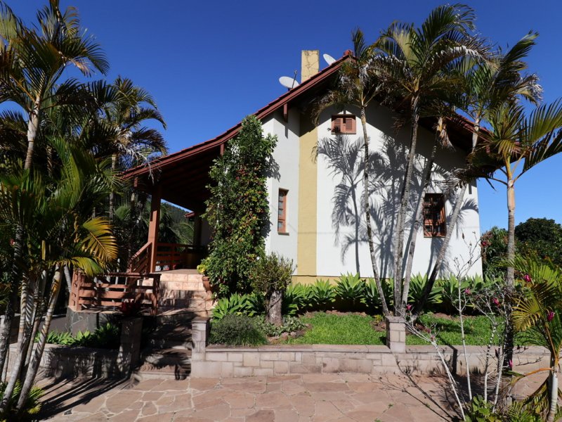 Casa à venda Bela Vista  com 400m² e 5 quartos por R$ 849.000 - 1778197806-f2e645f7-8012-464a-a2ac-d107e7a006a2.jpeg