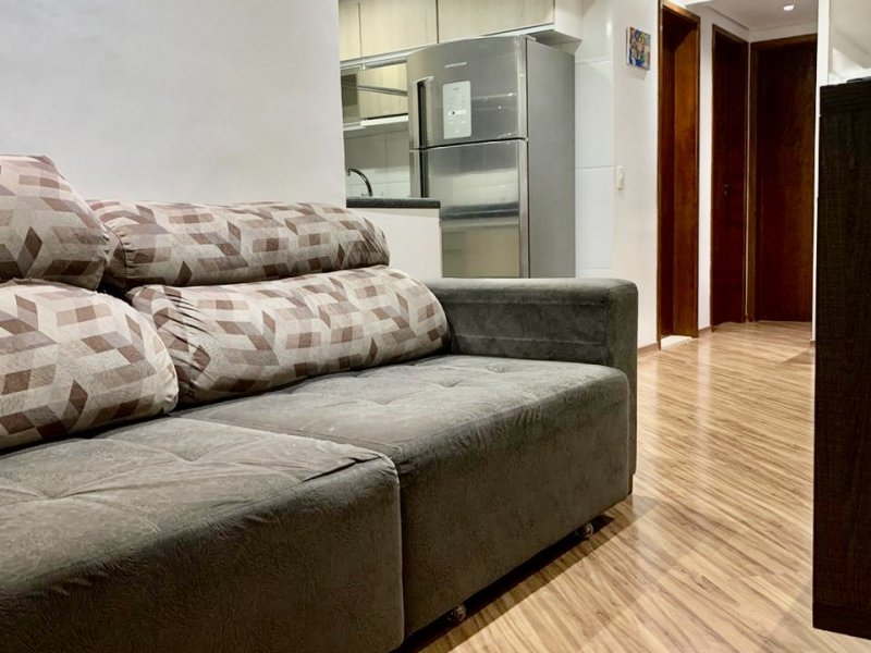 Apartamento à venda Parque São Vicente com 54m² e 2 quartos por R$ 260.000 - 1201468244-sala-6.JPG