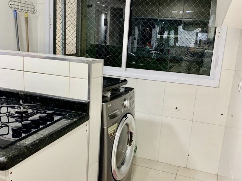Apartamento à venda Parque São Vicente com 54m² e 2 quartos por R$ 260.000 - 1996289758-lavanderia.JPG