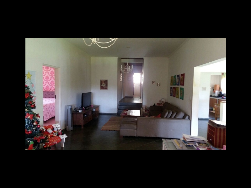 Chácara à venda Guacuri com 800m² e 4 quartos por R$ 1.275.000 - 1416374459-3sala2.PNG