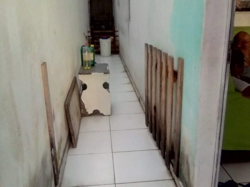 Casa à venda Parque Industrial Cumbica com 125m² e 3 quartos por R$ 200.000 - 1479907350-a92ff72a-f842-422f-bc41-29c5e0f01a96-copia-2.jpg