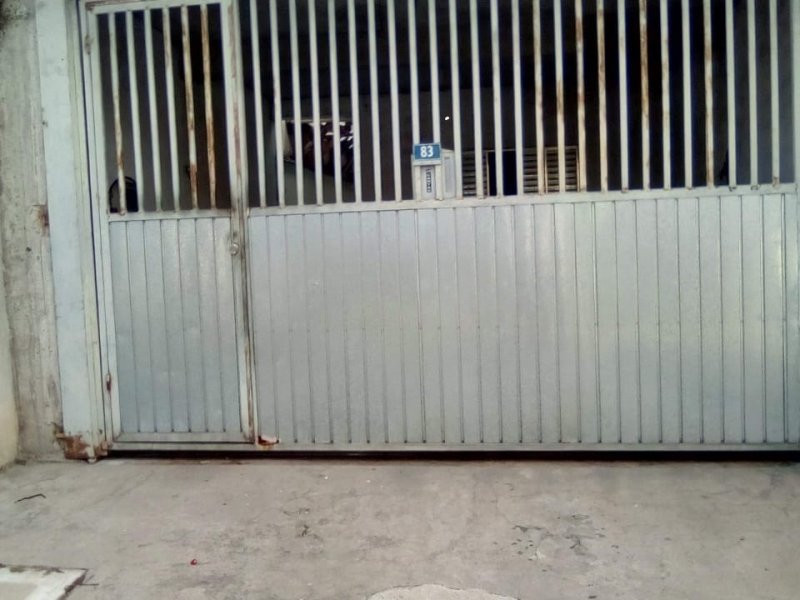 Casa à venda Parque Industrial Cumbica com 125m² e 3 quartos por R$ 200.000 - 1895777530-e8390bd5-3c99-4572-a5a0-44ba2a59c4c4.jpg