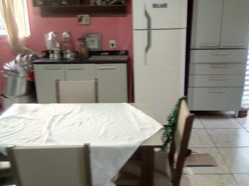 Casa à venda Parque Industrial Cumbica com 125m² e 3 quartos por R$ 200.000 - 2096582653-dfdaa0f4-c258-426f-95b1-573f09425f8a.jpg