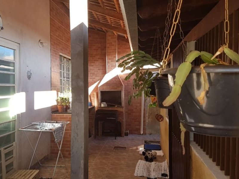 Casa à venda Jardim Catuaí com 250m² e 4 quartos por R$ 280.000 - 1072798863-86796470-3476190749118832-1983464262919520256-o.jpg