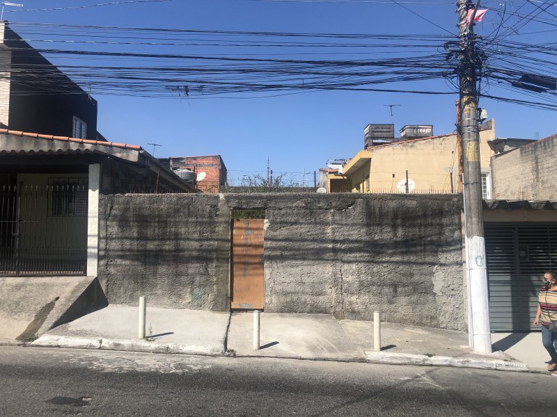 Terreno à venda Parque Guaianazes com 187m² e  quartos por R$ 220.000 - 1584442580-img-2761.jpg