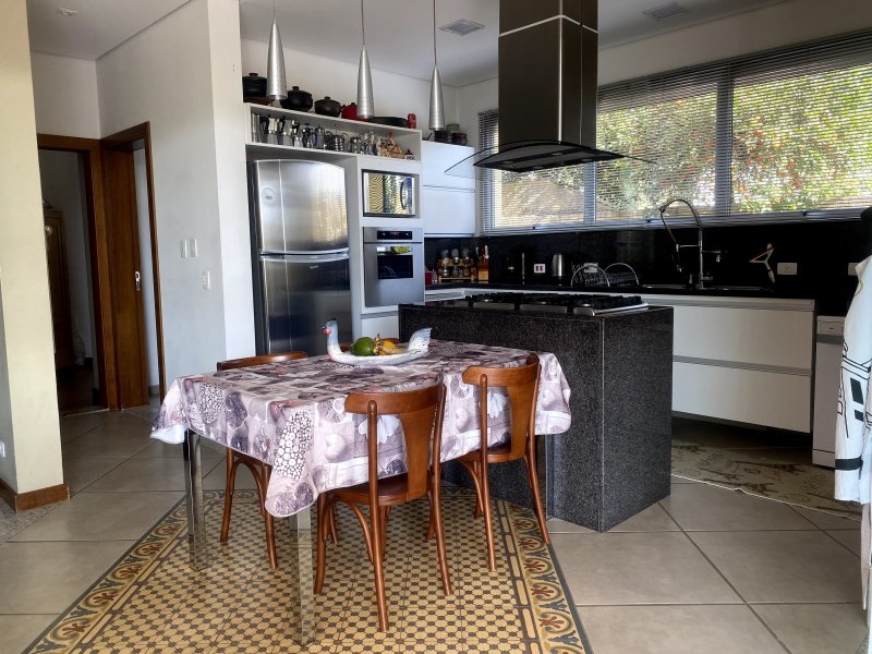 Casa de condomínio à venda Alphaville Graciosa com 652m² e 6 quartos por R$ 3.300.000 - 2003438989-img-6620.jpg